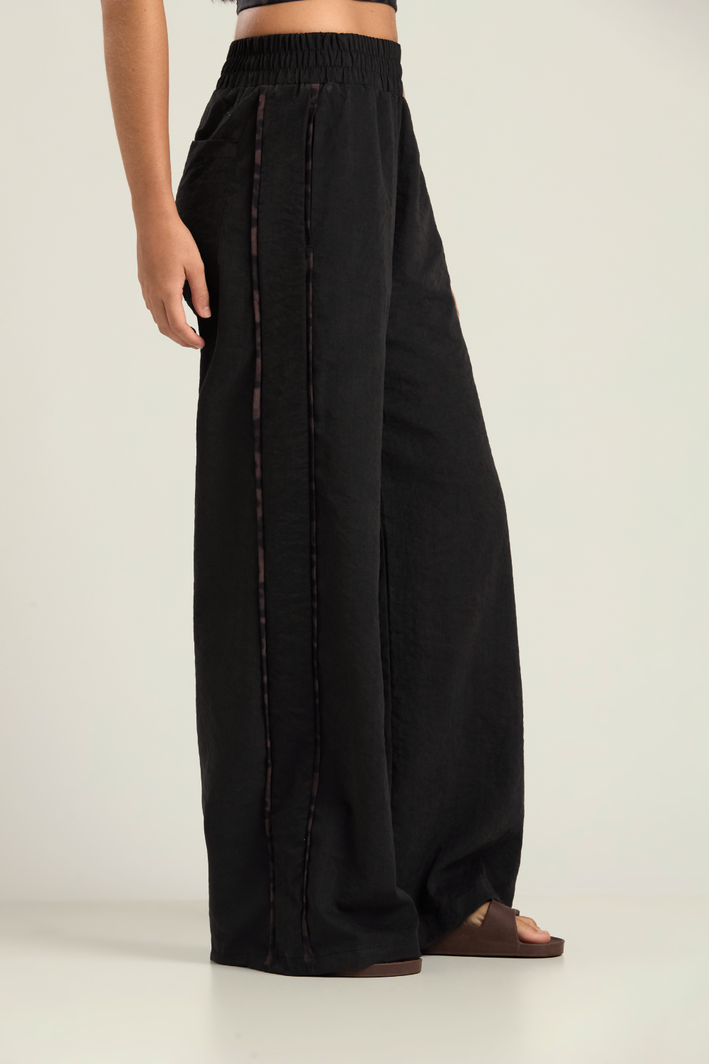 CALÇA WIDE MIX ANIMAL PRINT PRETO