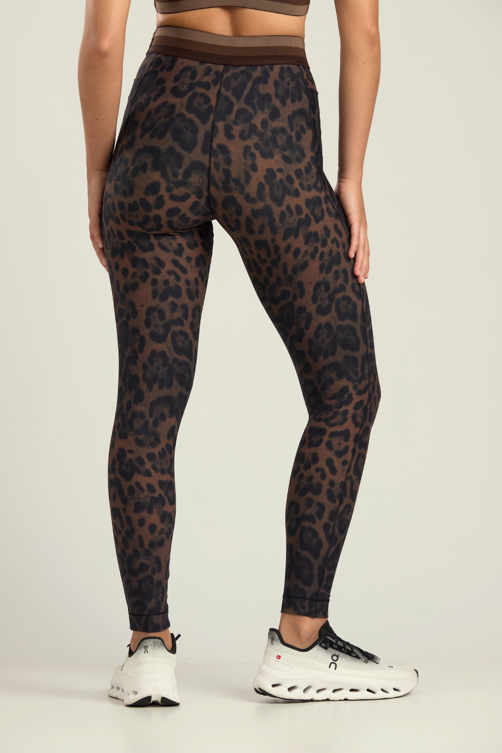 LEGGING FULL ANIMAL PRINT COM ELÁSTICO CHOCOLATE