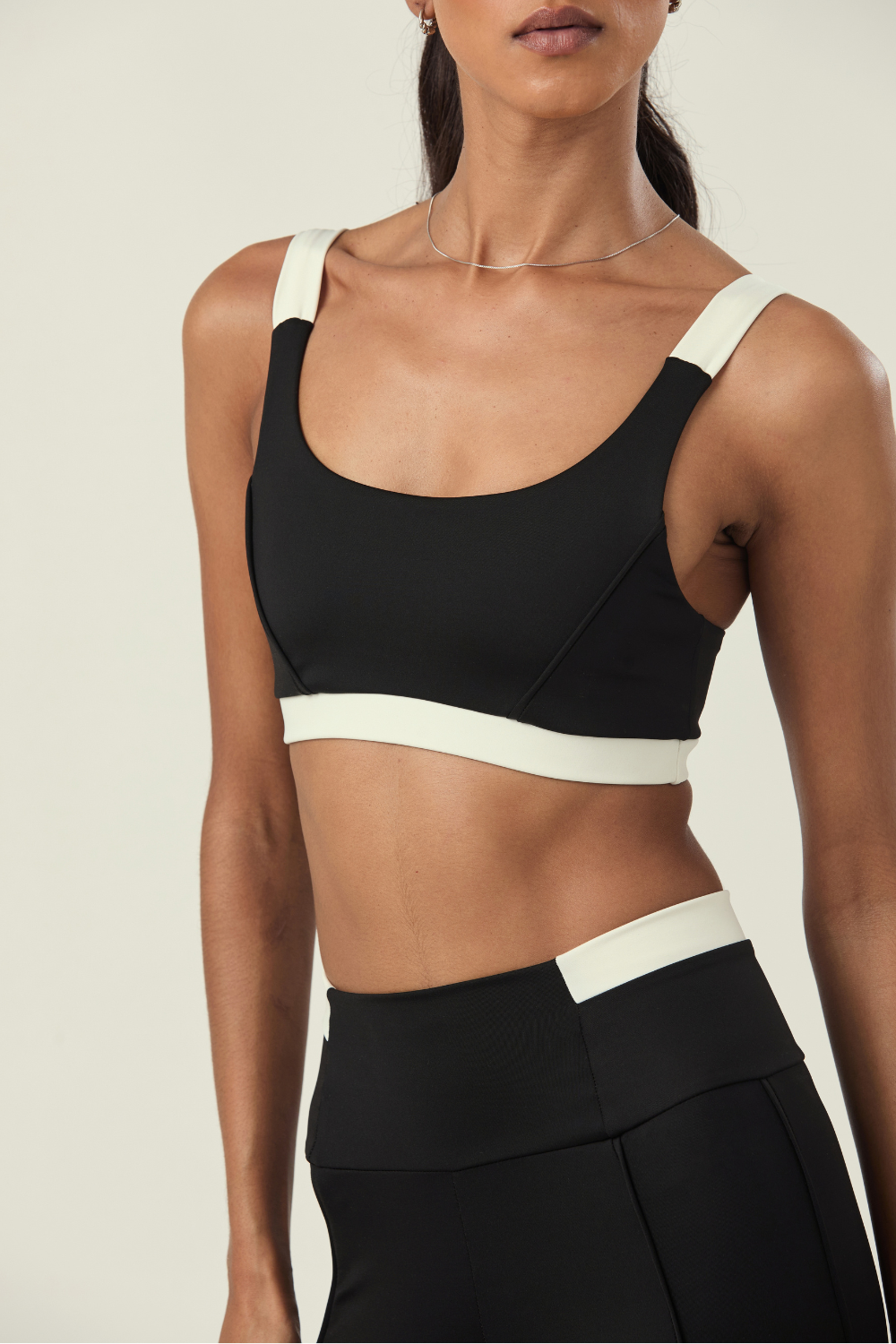TOP BLACKOUT INVERSE PRETO