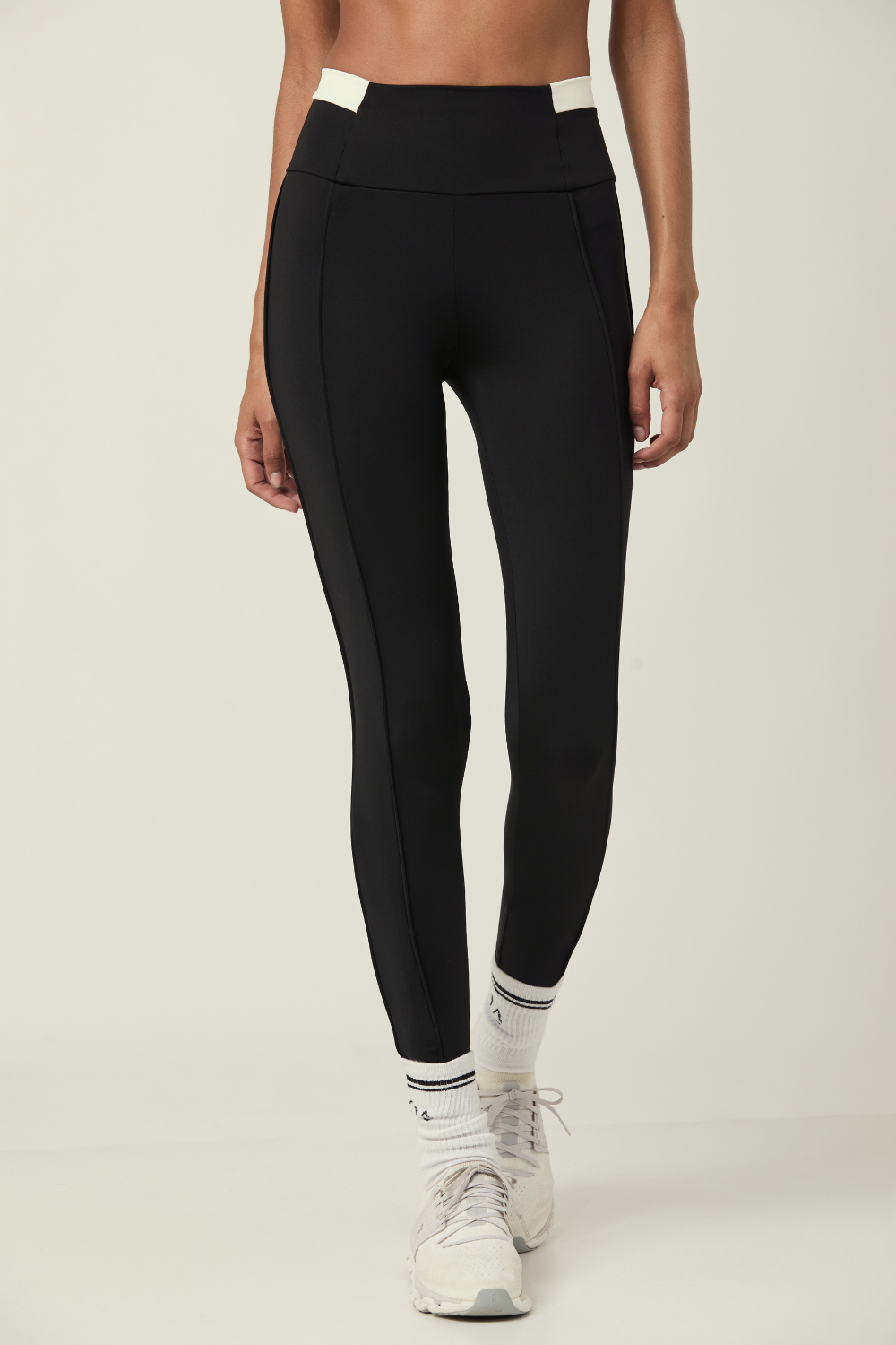 LEGGING REGULAR BLACKOUT INVERSE HIGH PRETO