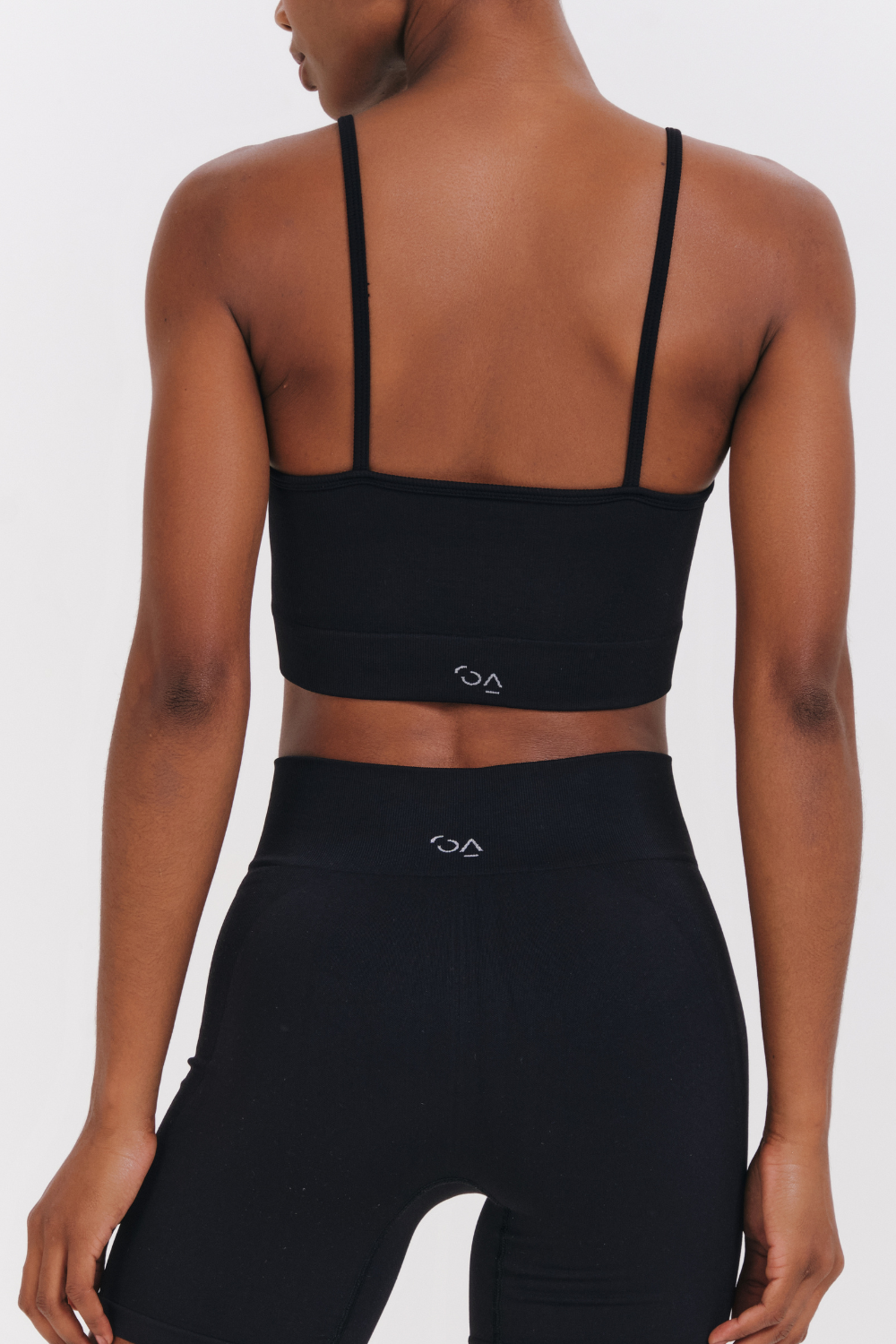 TOP CROPPED FLOW SEM COSTURA PRETO