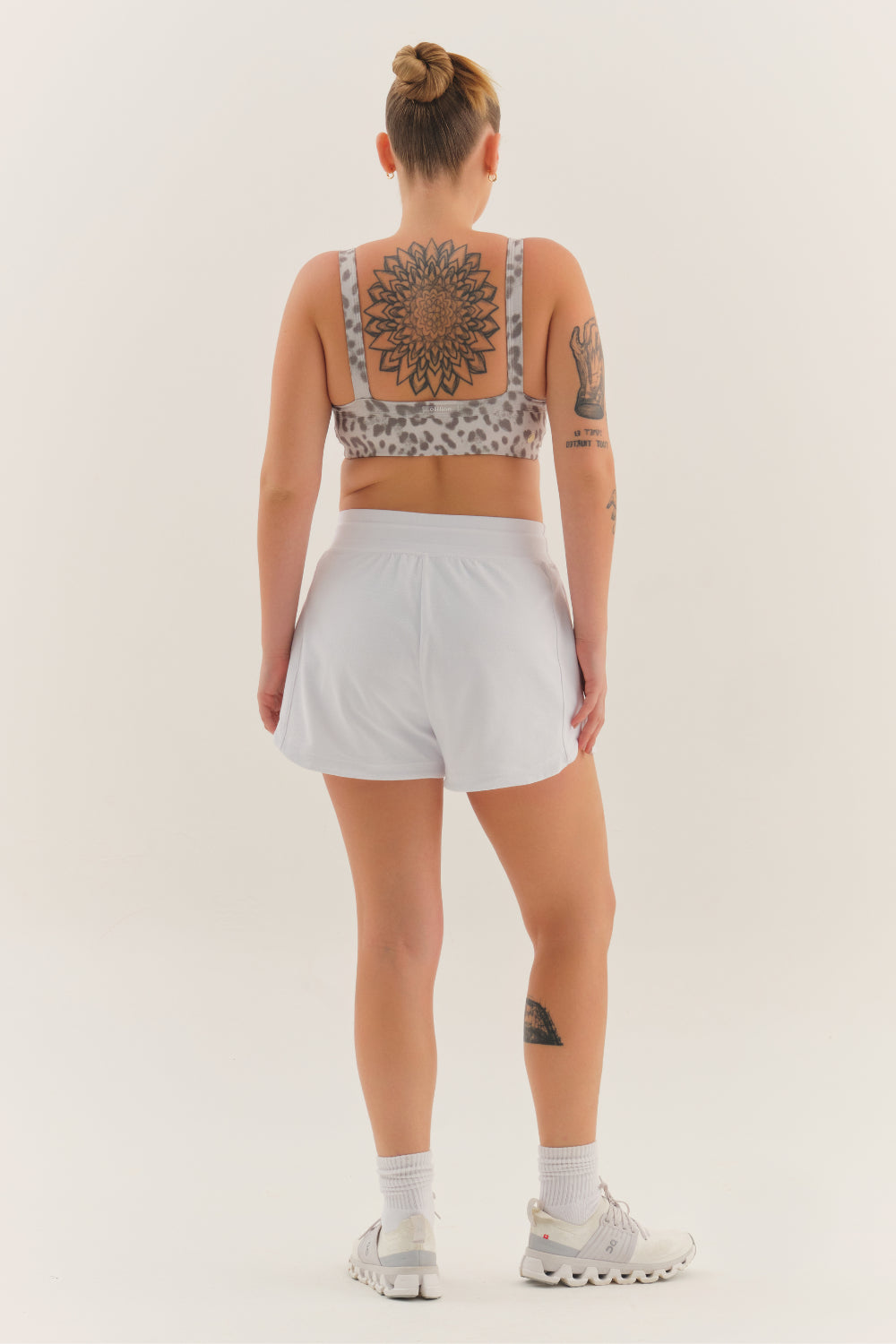 SHORTS TEXTURIZADO PIQUET BRANCO