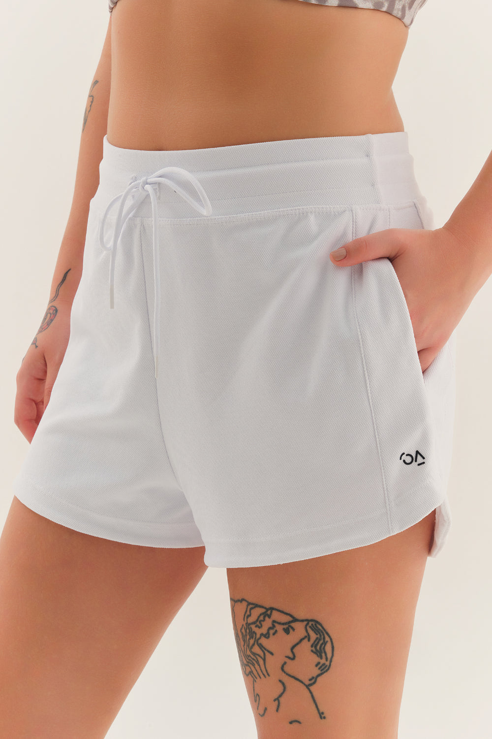 SHORTS TEXTURIZADO PIQUET BRANCO