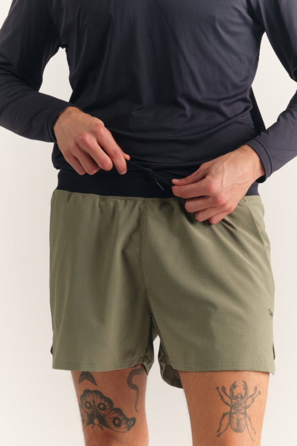 SHORTS POLIÉSTER RUNNING CLASSIC MILITAR