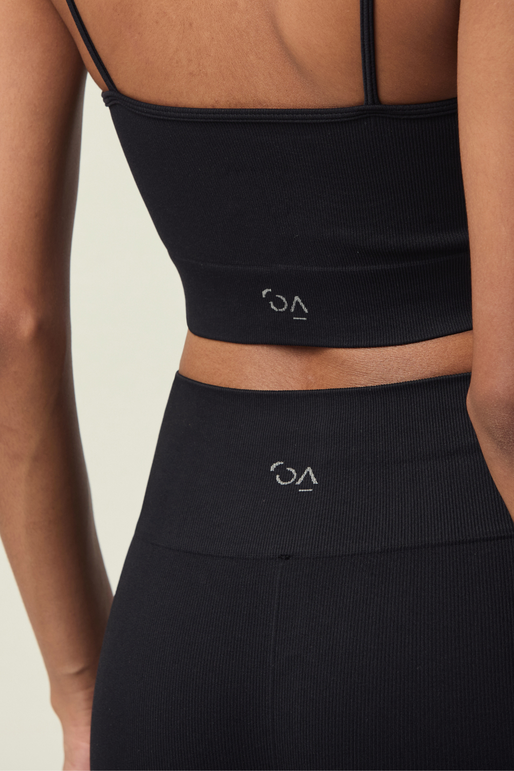 LEGGING REGULAR FLOW SEM COSTURA PRETO