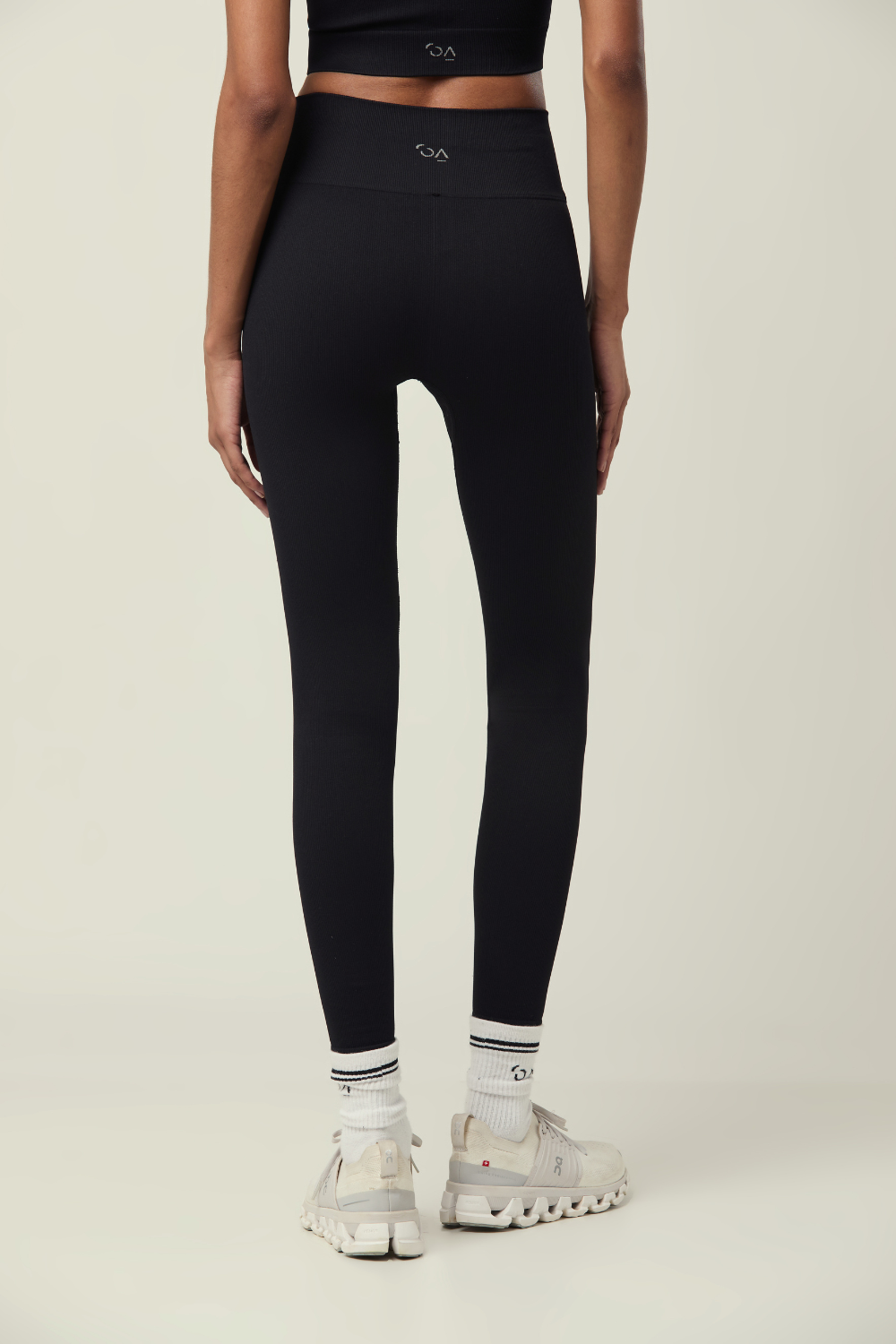 LEGGING REGULAR FLOW SEM COSTURA PRETO