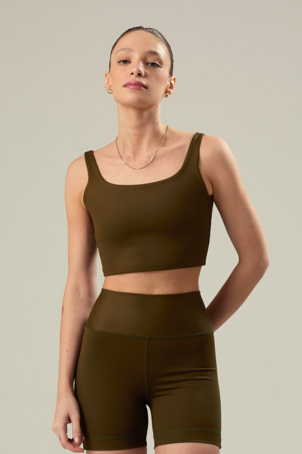 TOP CROPPED SOFT MOVE VERDE MILITAR