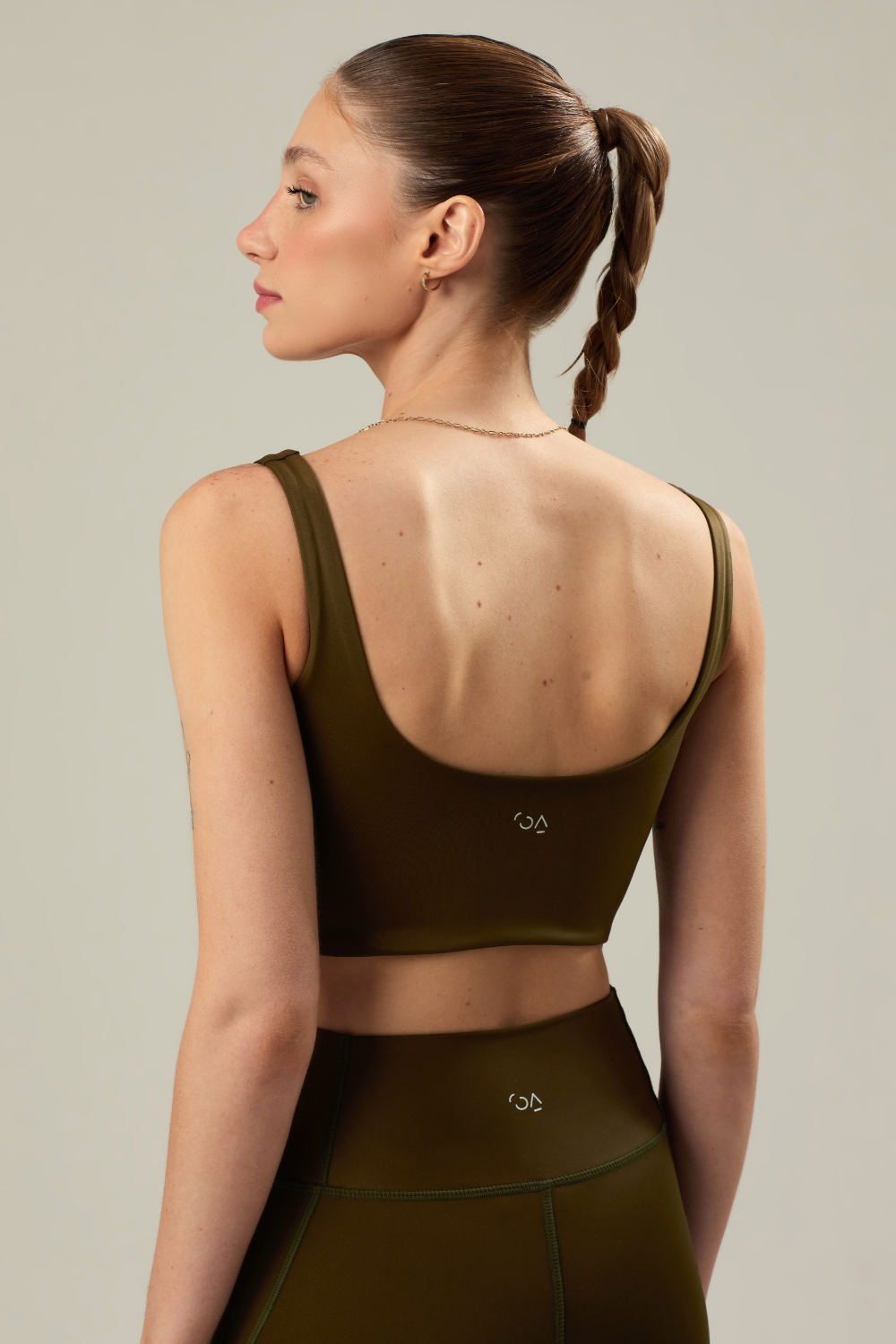 TOP CROPPED SOFT MOVE VERDE MILITAR
