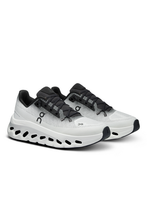 TÊNIS ON RUNNING CLOUDTILT FEMININO BLACK | IVORY