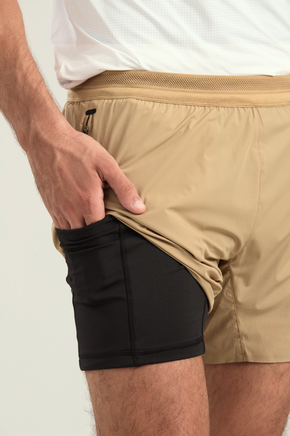 SHORTS POLIAMIDA LIGHT RUNNING CARAMELO