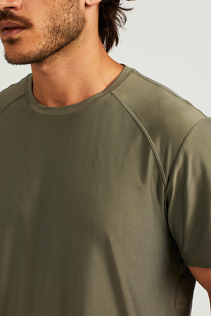 CAMISETA POLIAMIDA PEACH TOUCH VERDE MILITAR