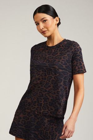 CAMISETA MC ANIMAL PRINT CHOCOLATE