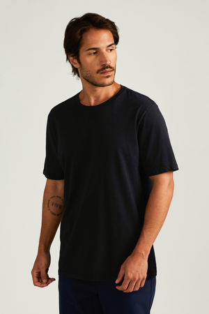 CAMISETA ALGODÃO BÁSICA PRETO