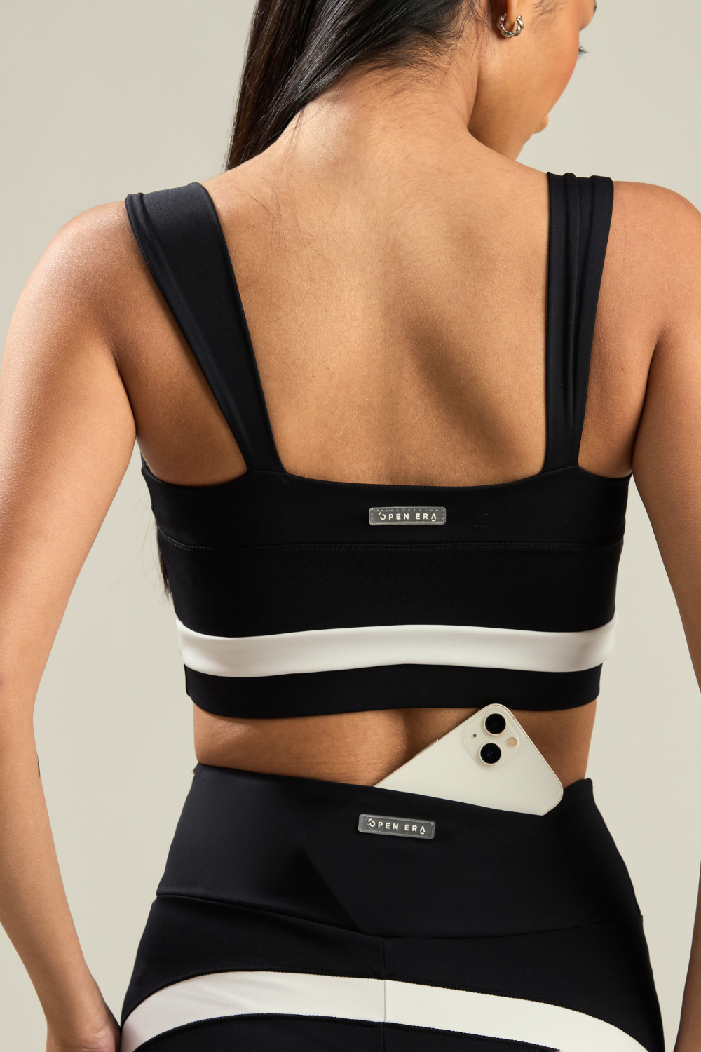 BERMUDA CURTA DUALITÉ PRETO