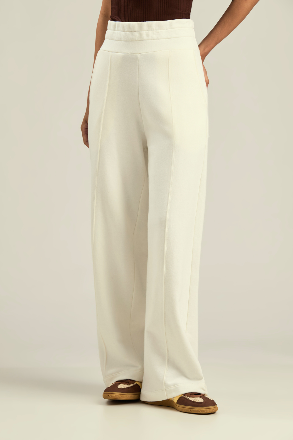CALÇA MOLETOM WIDE BALANCE OFF WHITE