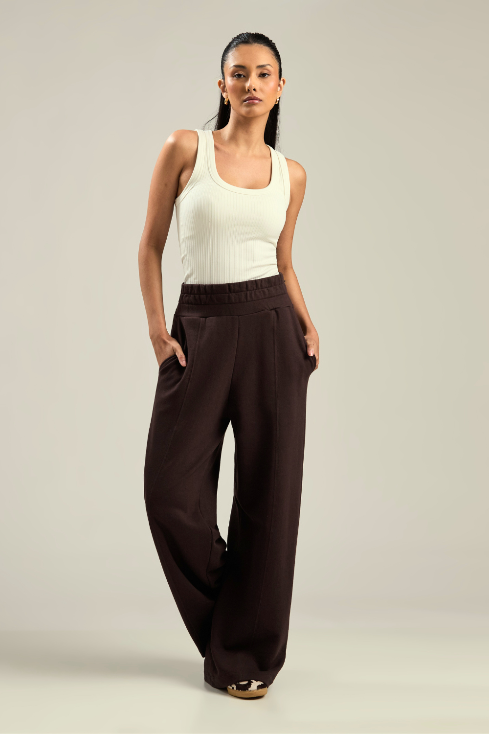 CALÇA MOLETOM WIDE BALANCE COFFEE
