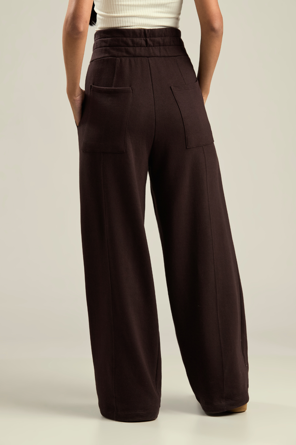 CALÇA MOLETOM WIDE BALANCE COFFEE