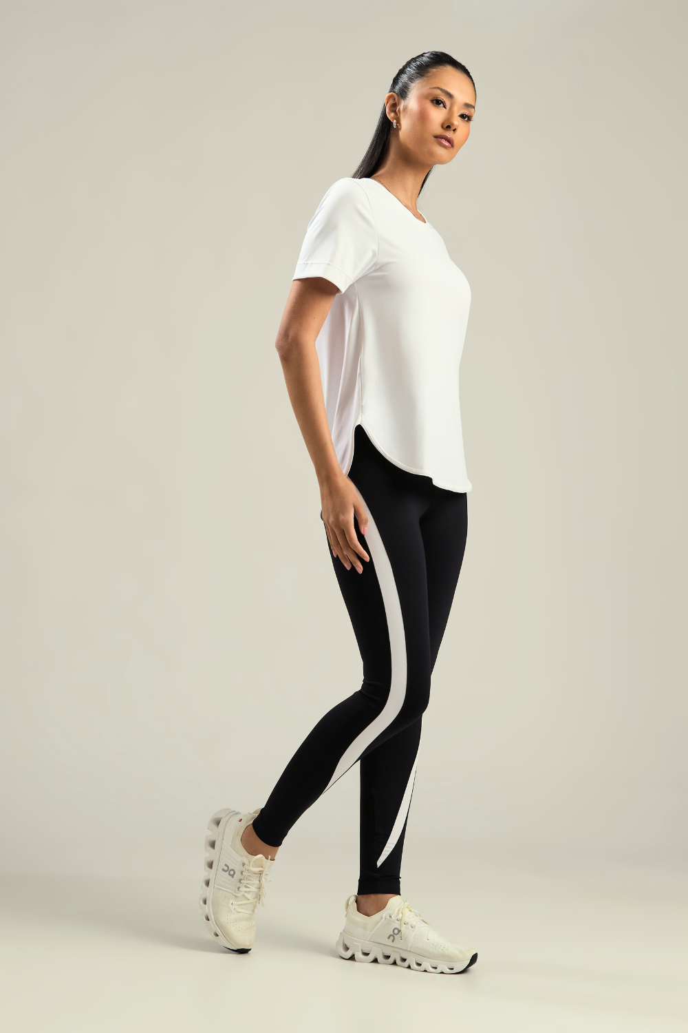 CAMISETA ARREDONDADA SOFT BRANCO