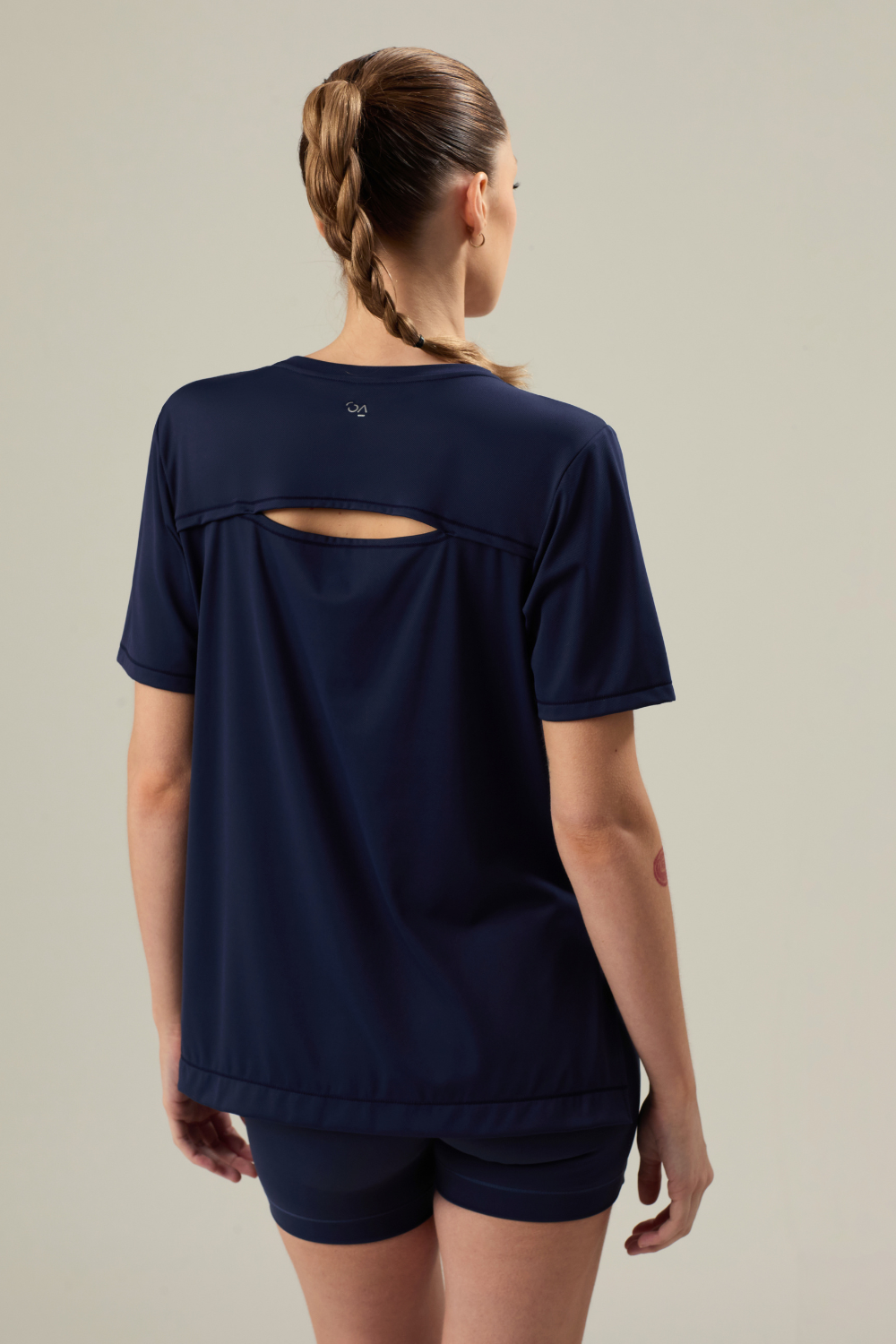 CAMISETA MANGA CURTA COM FENDA AFTER BLUE AZUL MARINHO