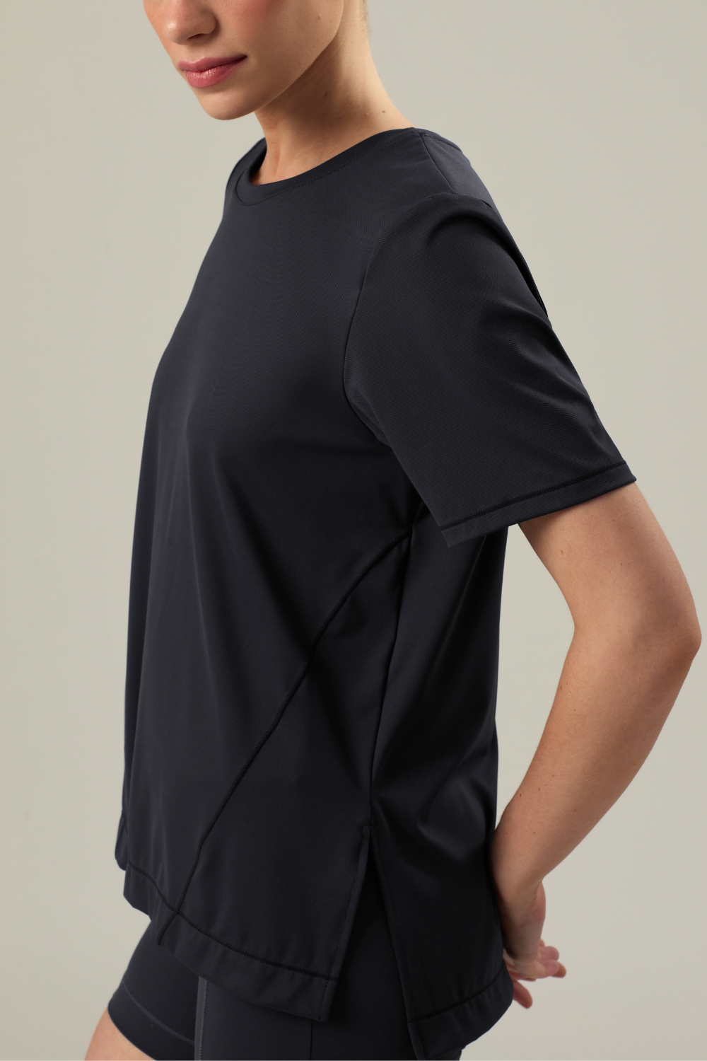 CAMISETA MANGA CURTA COM FENDA AFTER BLUE AZUL MARINHO