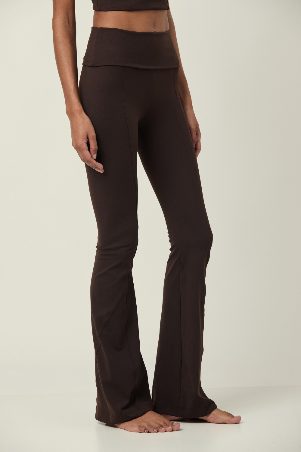 CALÇA FLARE COTTON VELVETY BY MICA COFFEE
