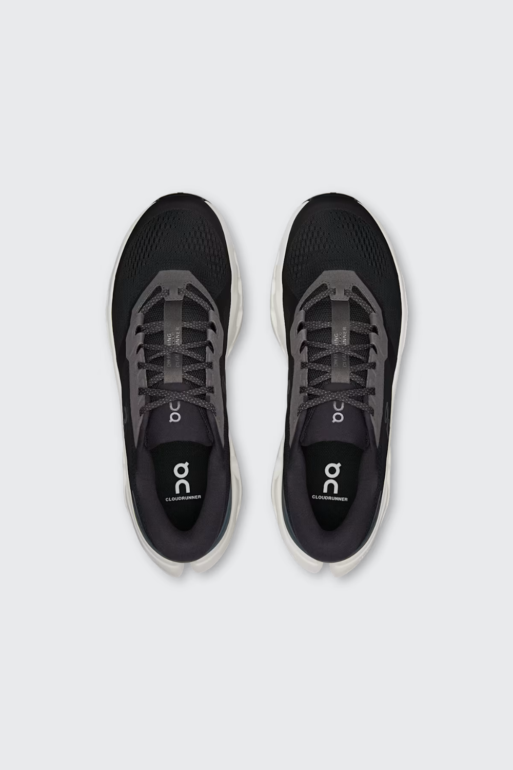 BLACK | IVORY